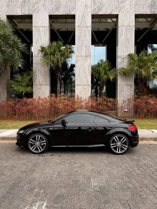 AUDI TT 2.0 TFSI COUPÉ AMBITION 2P GASOLINA S-TRONIC